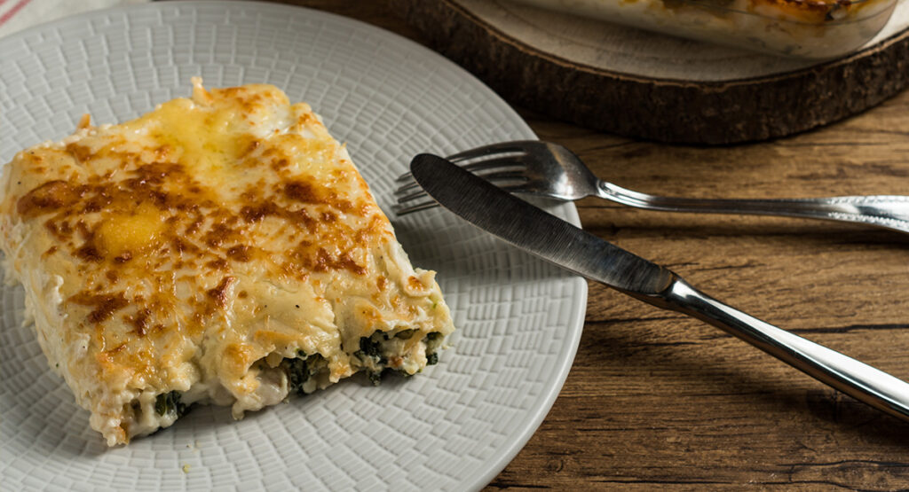 Canelones de espinacas y queso ricotta