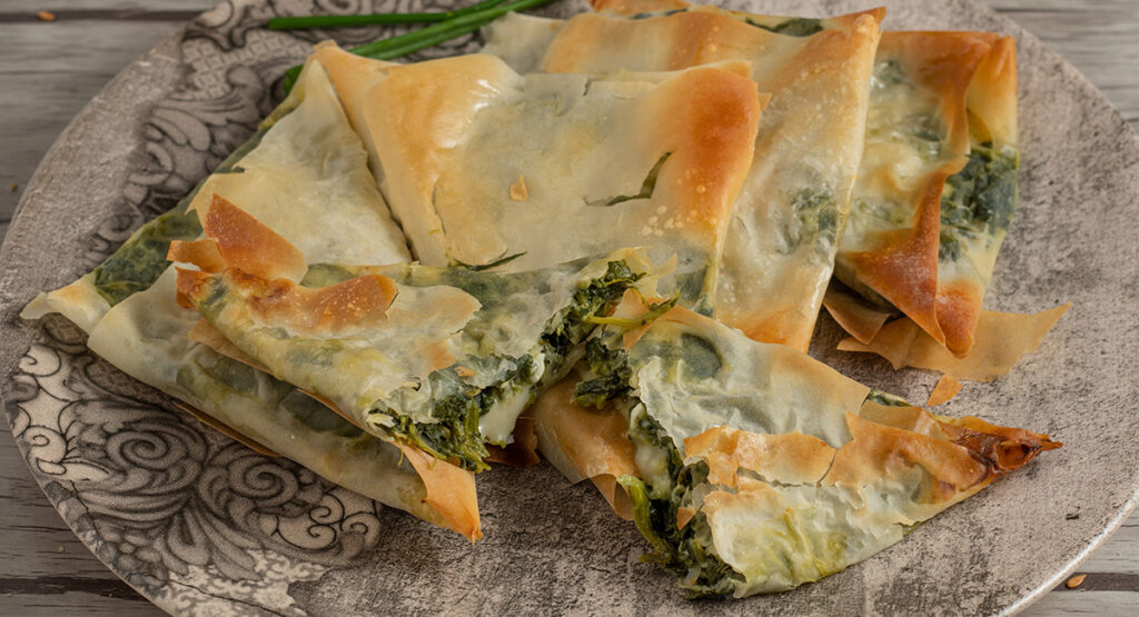 Samosas de espinacas y queso