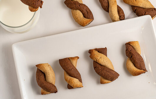 Galletas intrecci de avena con cacao y vainilla