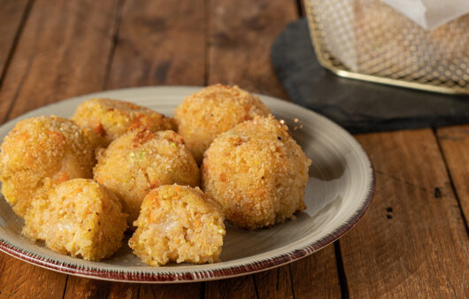 Albóndigas de quinoa rellenas de queso