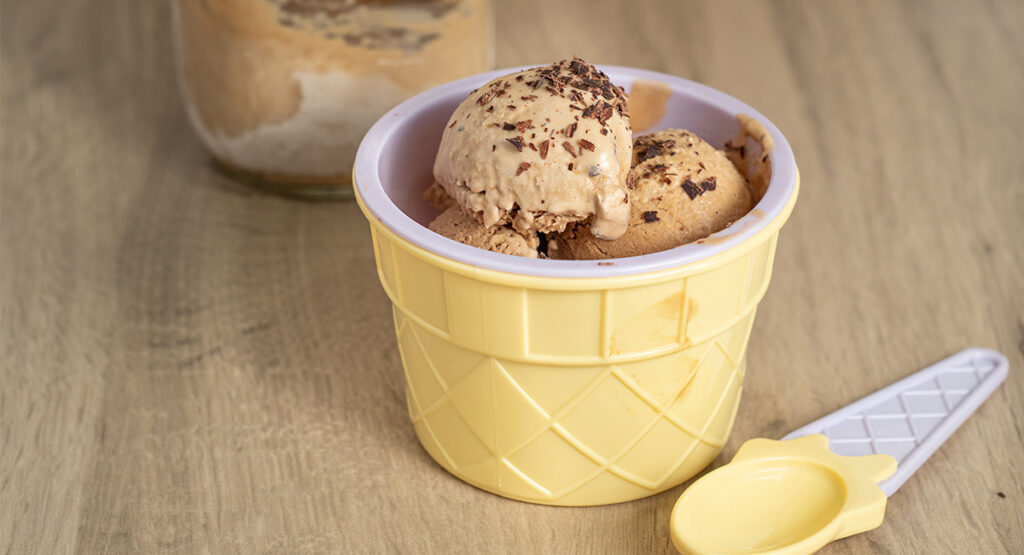 Helado de capuchino bajo en FODMAPs