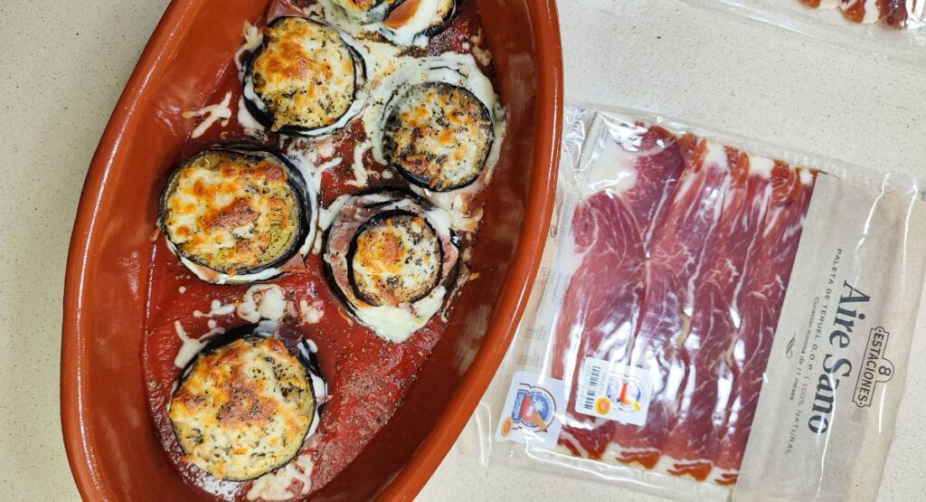 Milhojas de berenjena con jamón