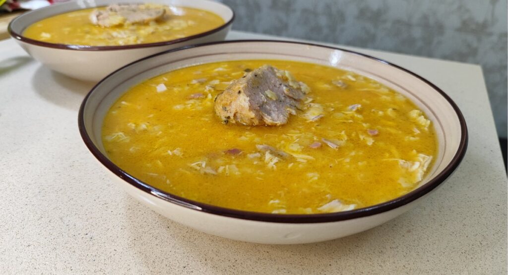 Caldo de pollo