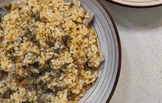 Arroz caldoso de carne y setas