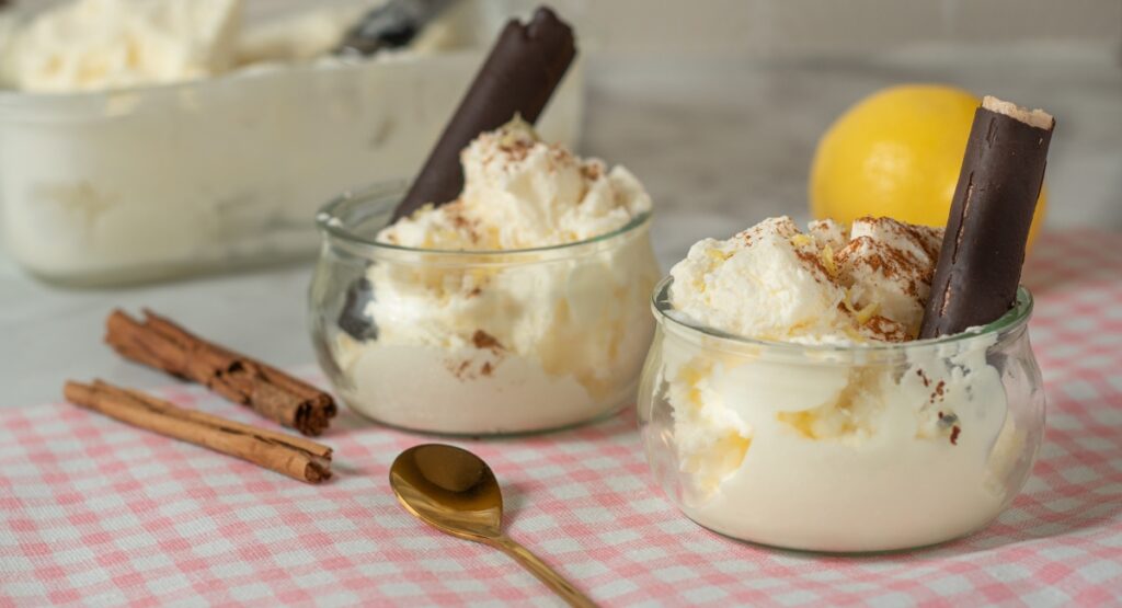 Helado de leche merengada casero sin lactosa y sin heladera