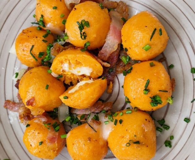 Ñoquis de boniato rellenos de mozzarella